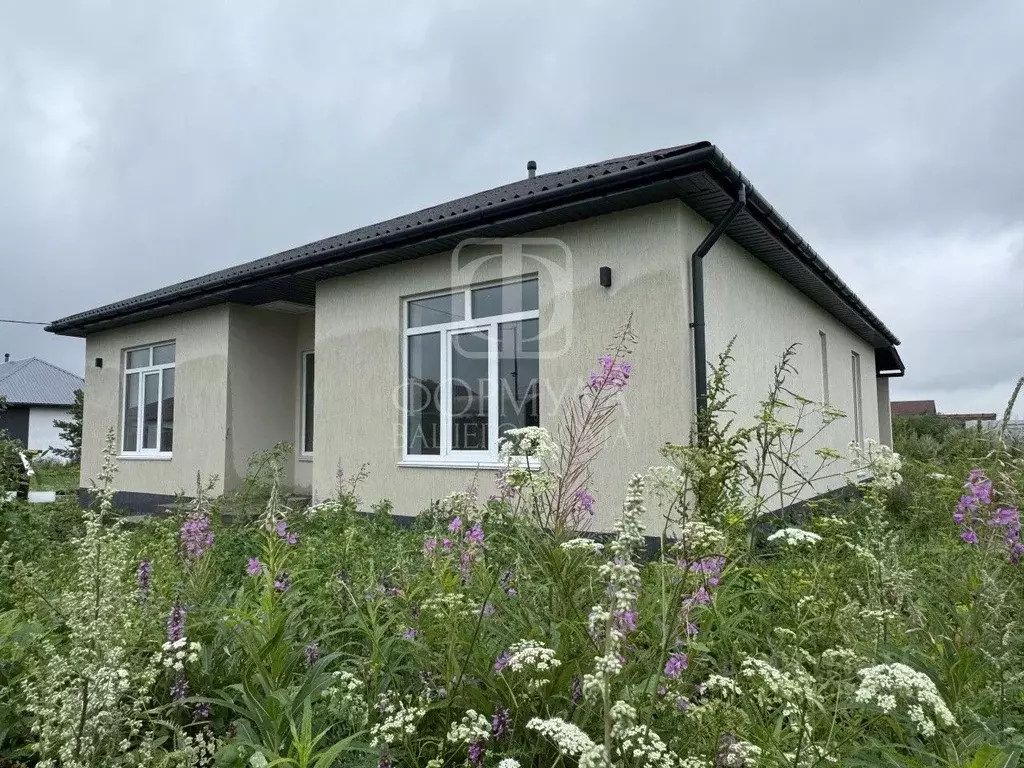 Дом в Свердловская область, Сысертский муниципальный округ, пос. ... - Фото 1