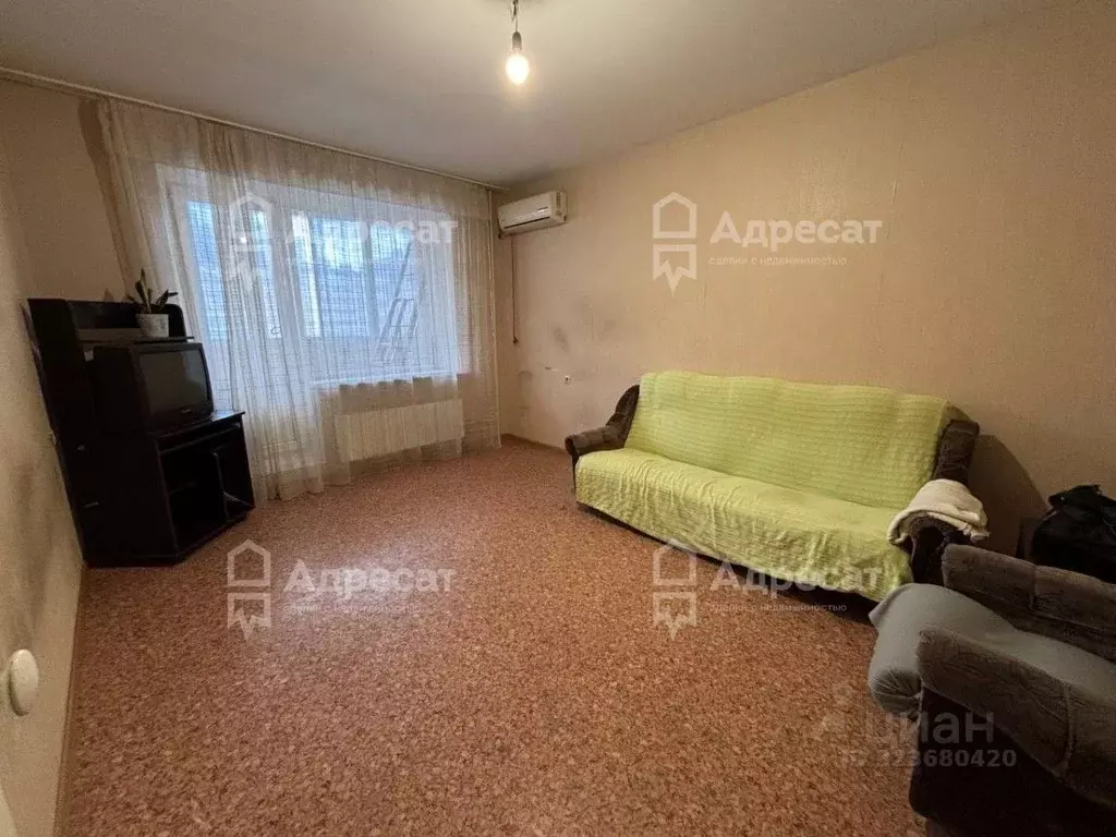 3-к кв. Волгоградская область, Волгоград ул. Маршала Воронова, 6 (69.0 ... - Фото 1