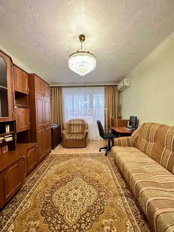 1-к кв. Белгородская область, Белгород ул. Есенина, 50 (33.8 м) - Фото 0