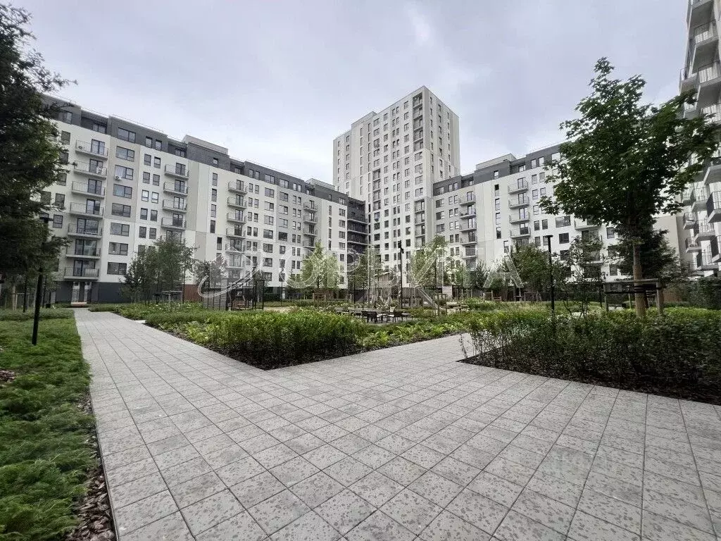 2-к кв. Тюменская область, Тюмень ул. Республики, 205к2 (51.9 м) - Фото 2
