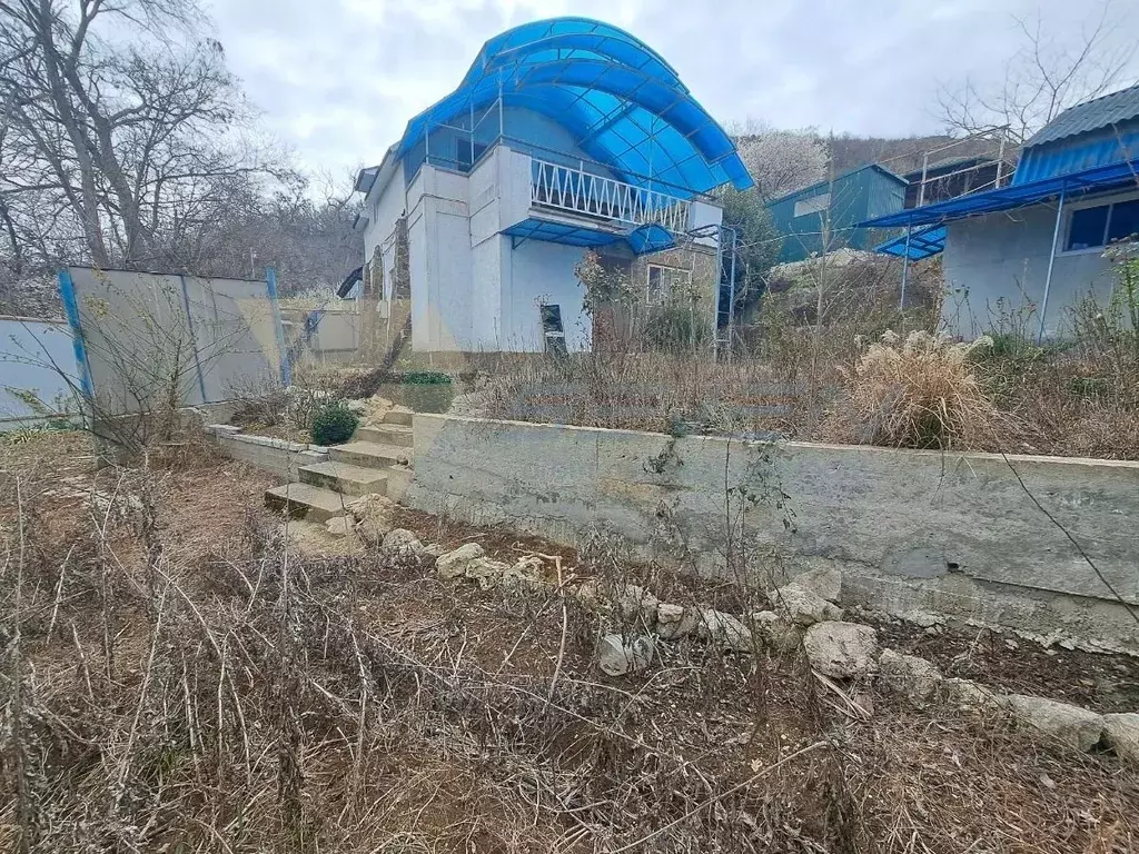 Дом в Севастополь, Севастополь, Инкерман г. ул. Ангарская, 19 (90 м) - Фото 0