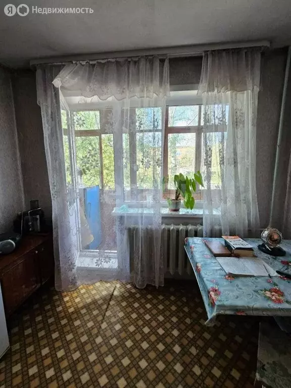 3-комнатная квартира: Кемерово, проспект Ленина, 77А (63 м) - Фото 0