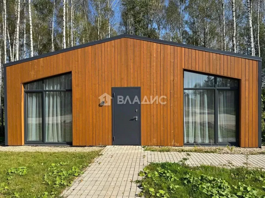 Дом в Калужская область, Боровский район, Совьяки с/пос, д. Петрово  ... - Фото 2