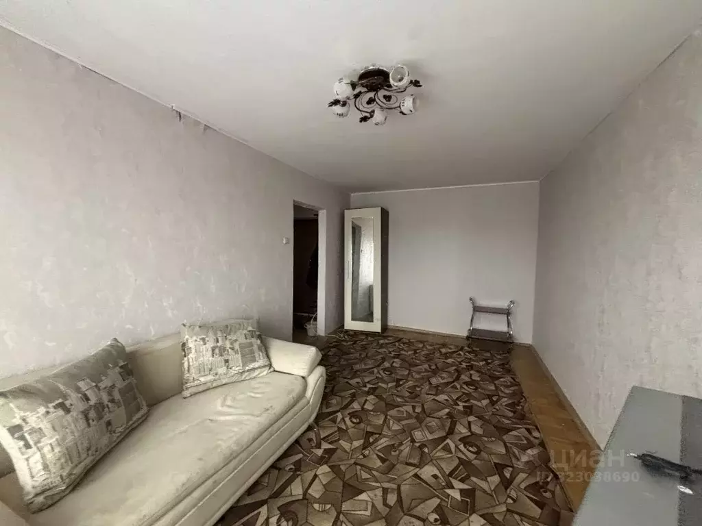 1-к кв. Челябинская область, Челябинск ул. Южный Бульвар, 9 (33.3 м) - Фото 2