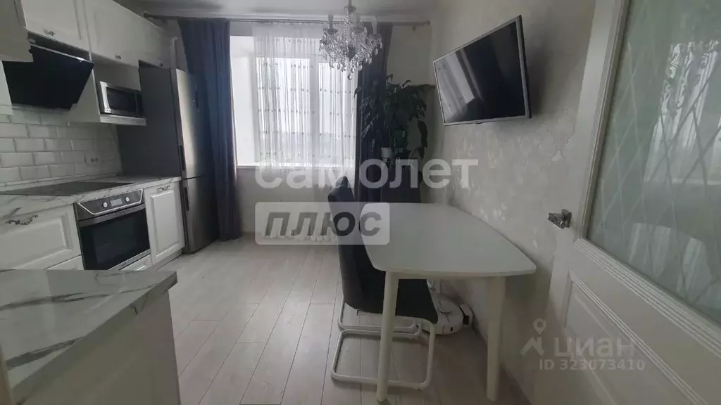 2-к кв. Ульяновская область, Ульяновск Буинский пер., 1 (65.5 м) - Фото 1