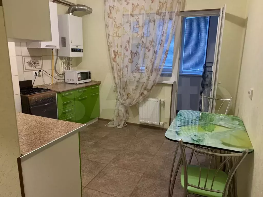 1-к. квартира, 40м, 5/5эт. - Фото 0