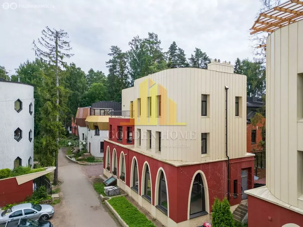 Дом в посёлок Лисий Нос, Песочная улица, 3к3 (300 м) - Фото 1