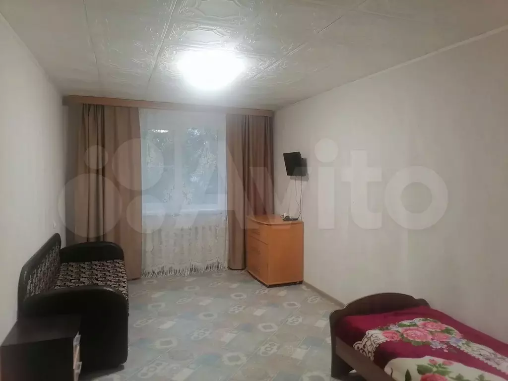 1-к. квартира, 39 м, 1/3 эт. - Фото 0