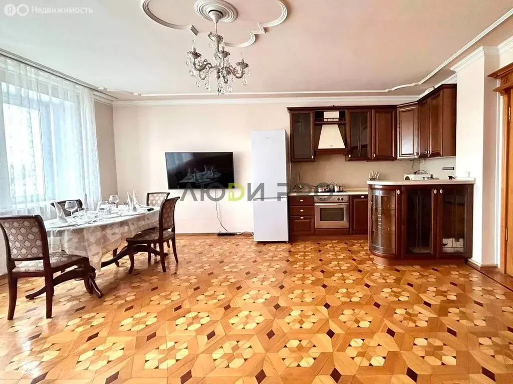 2-комнатная квартира: Вологда, Ленинградская улица, 40А (90 м) - Фото 2