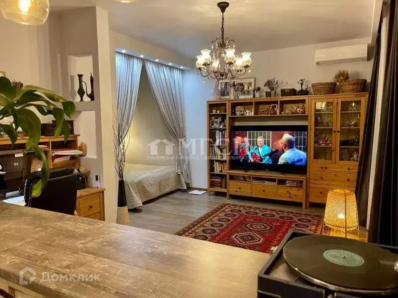 Продаётся квартира-студия, 52 м - Фото 1