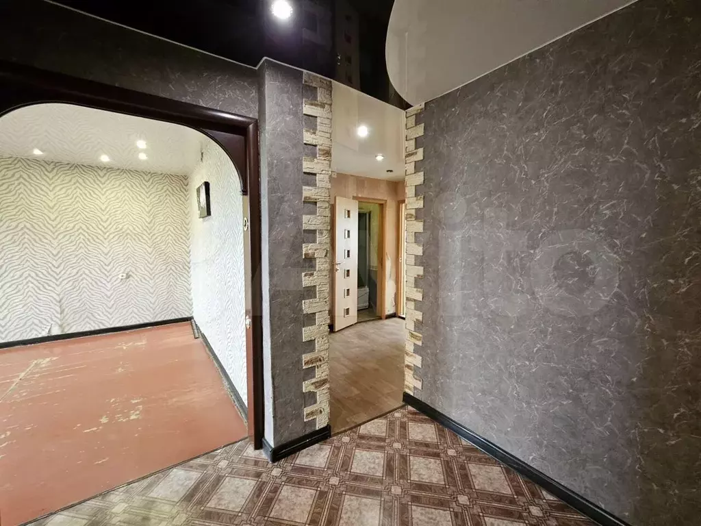 5-к. квартира, 59 м, 2/5 эт. - Фото 0