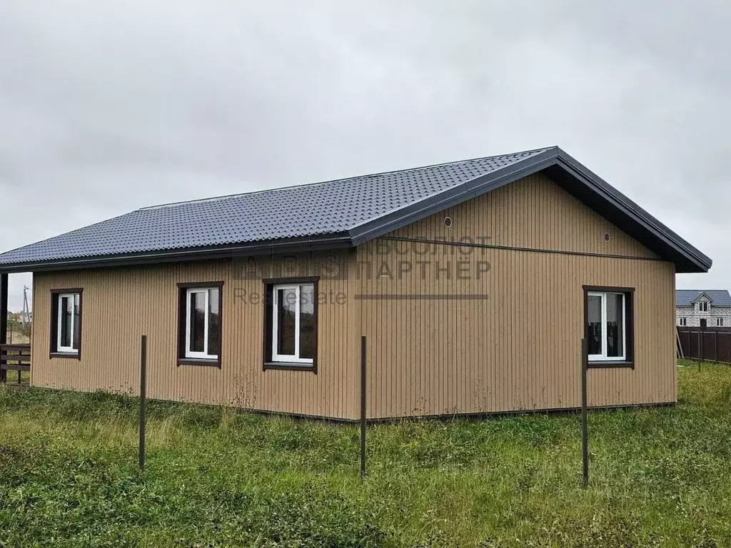 Коттедж в Новгородская область, Новгородский район, Савинское с/пос, ... - Фото 1