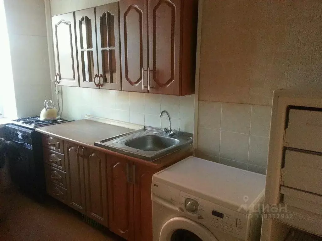 1-к кв. Саха (Якутия), Якутск ул. Чернышевского, 16 (35.0 м) - Фото 0