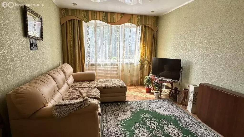 3-комнатная квартира: Стерлитамак, улица Артёма, 55 (68.3 м) - Фото 0