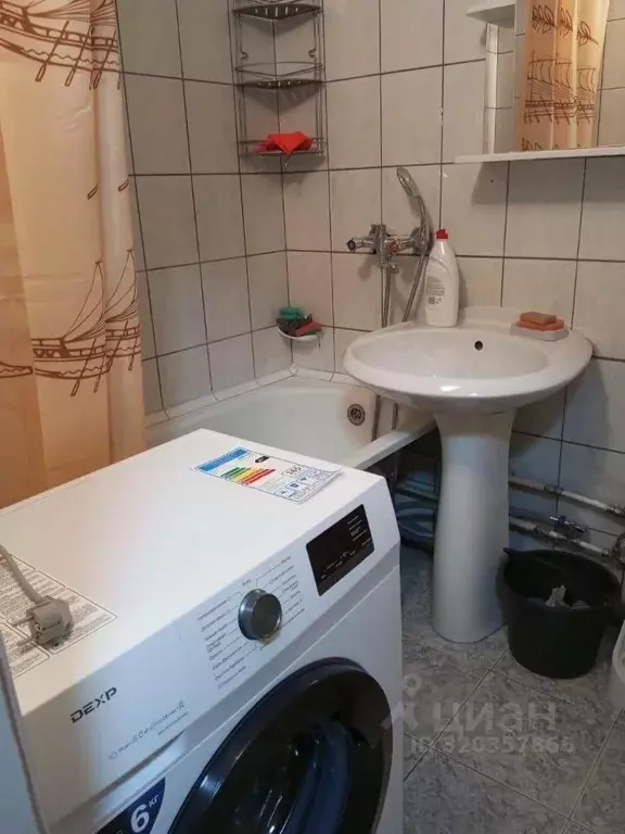 1-к кв. Белгородская область, Старый Оскол Жукова мкр, 24 (39.0 м) - Фото 2