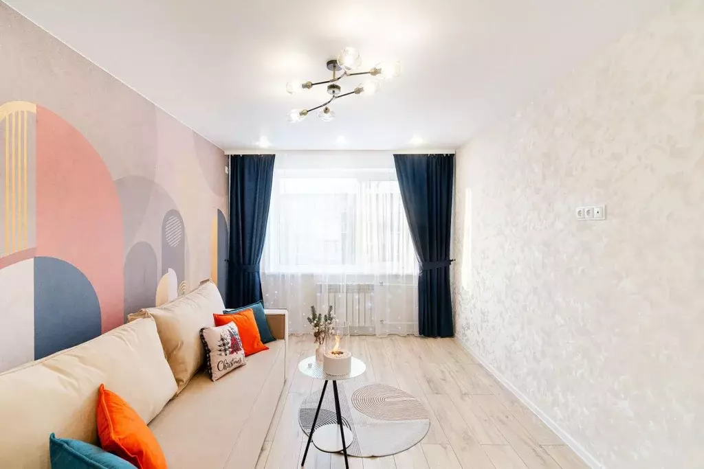 2-к кв. Омская область, Омск Входной мкр, 24 (45.0 м) - Фото 1