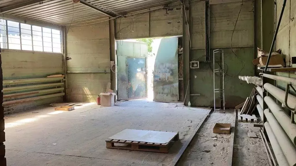 Помещение свободного назначения в Ростовская область, Волгодонск ул. ... - Фото 0
