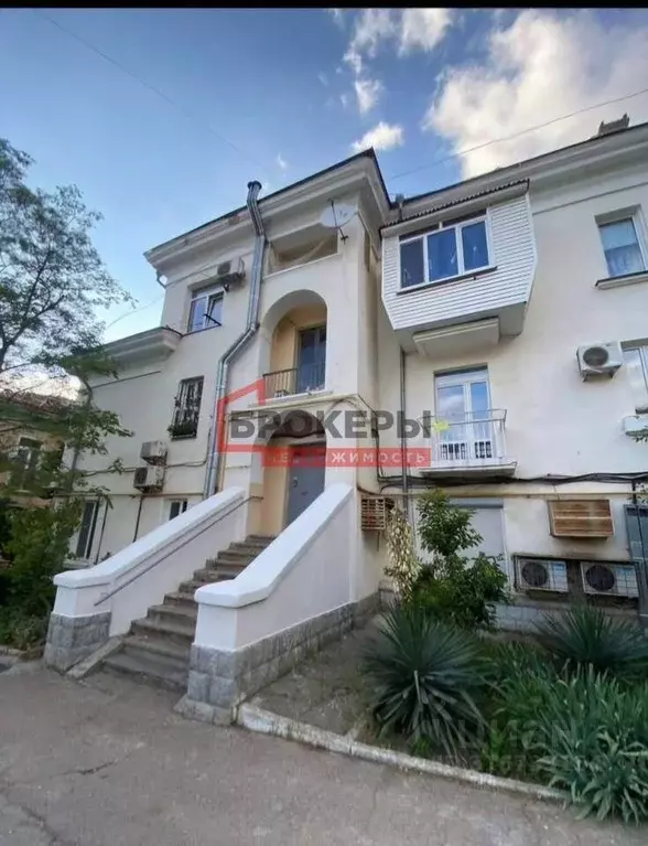 3-к кв. Севастополь ул. Адмирала Октябрьского, 3 (70.0 м) - Фото 0