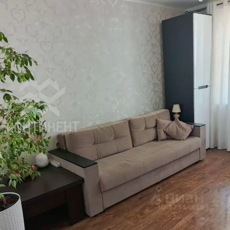 4-к кв. Крым, Сакский район, с. Молочное ул. Ново-Садовая, 14 (70.3 м) - Фото 1