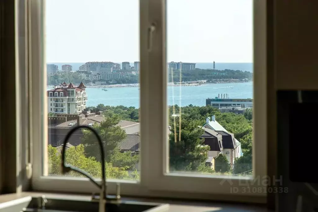 2-к кв. Краснодарский край, Геленджик Курортная ул., 14Бк4 (90.0 м) - Фото 1