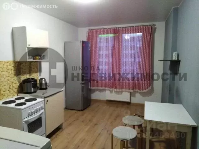 3-комнатная квартира: Санкт-Петербург, улица Крыленко, 1к1 (80.8 м) - Фото 2