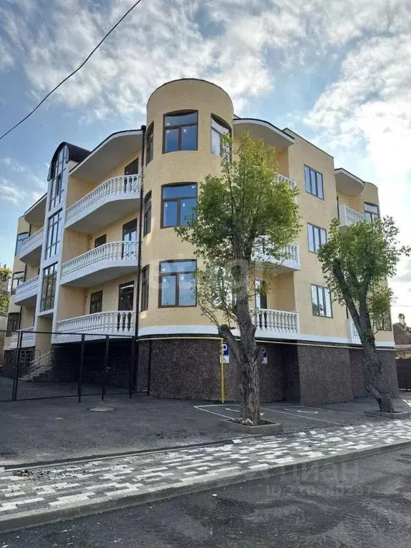 3-к кв. Ставропольский край, Кисловодск ул. Титова (84.0 м) - Фото 0