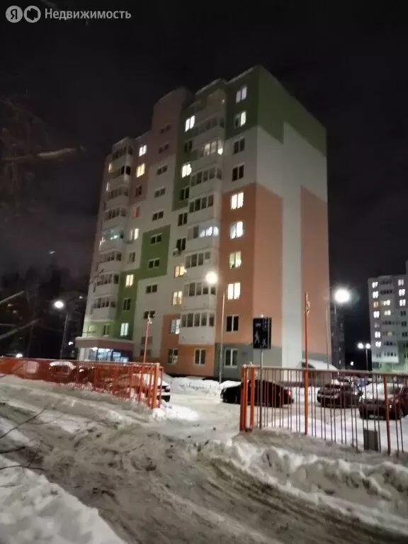 3-комнатная квартира: Нижний Новгород, микрорайон Мончегорский, ... - Фото 2