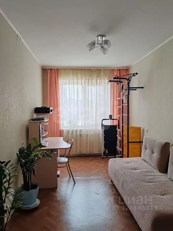 4-к кв. Белгородская область, Белгород 10-й мкр, ул. Спортивная, 12 ... - Фото 1