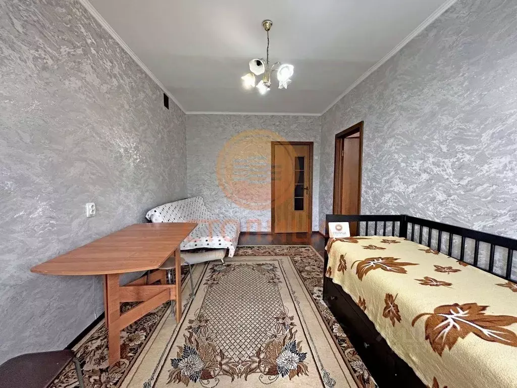 2-к кв. Московская область, Долгопрудный Московское ш., 33 (42.9 м) - Фото 0