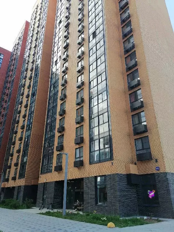 Продается 6-комнатная квартира - Фото 1