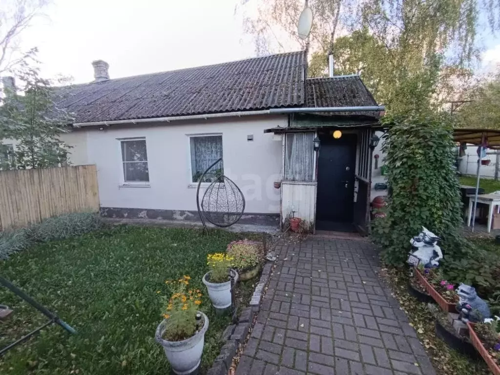 3-комнатная квартира: Псков, улица Клавы Назаровой, 45 (42.5 м) - Фото 1