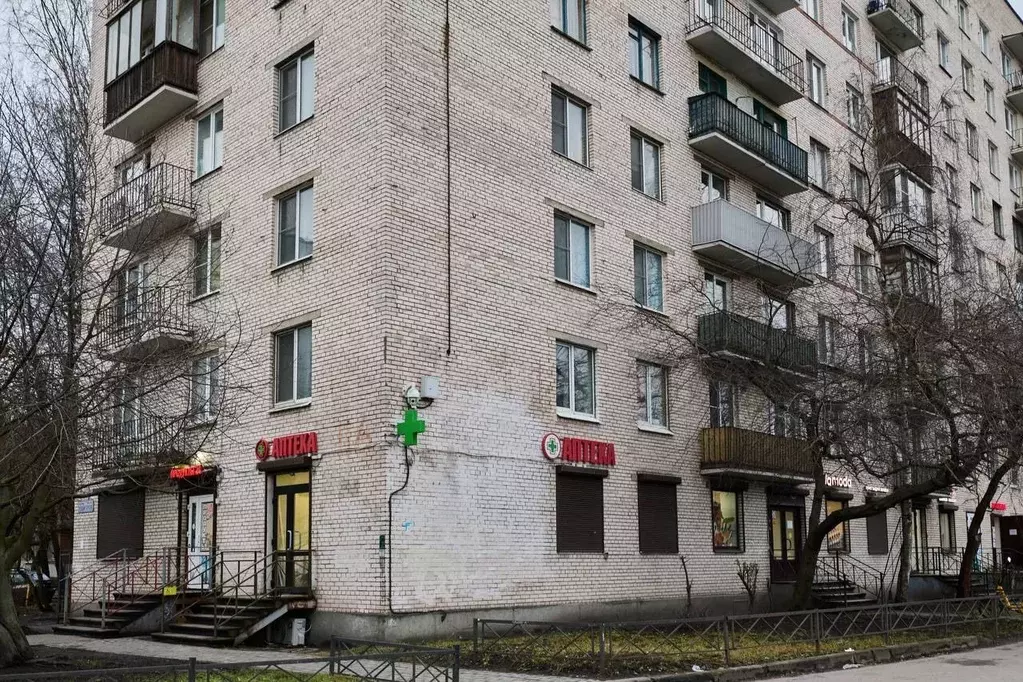 Торговая площадь в Санкт-Петербург бул. Новаторов, 116 (60 м) - Фото 2