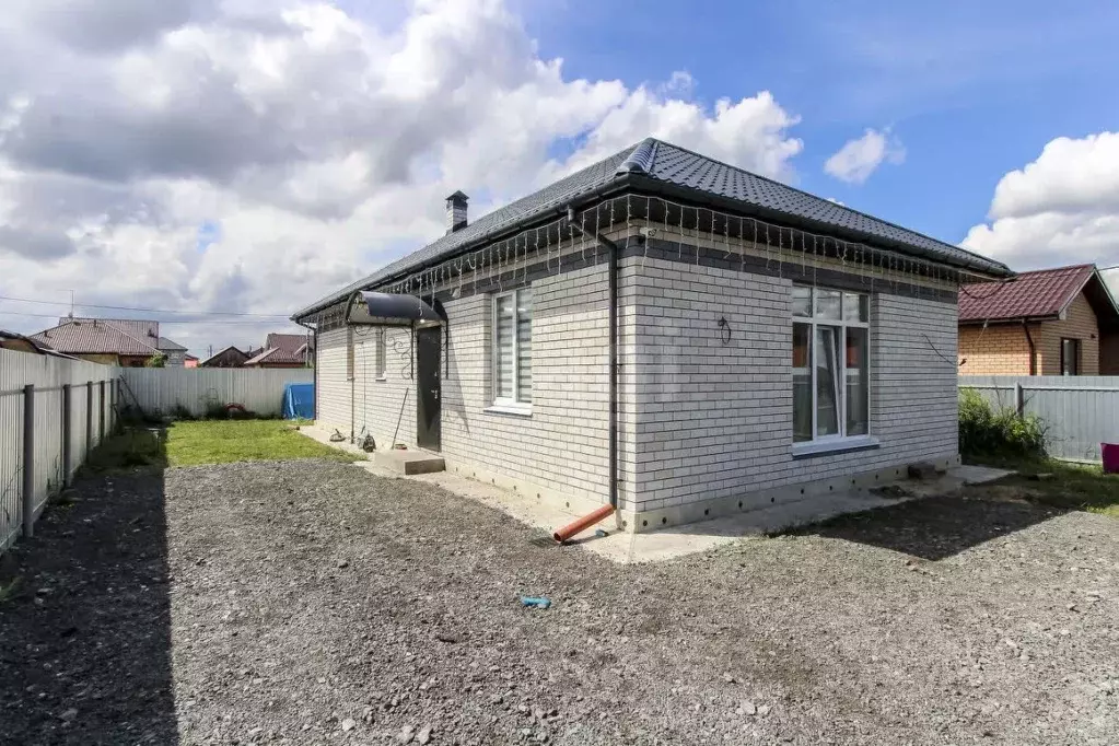 Дом в Тюменская область, Тюмень проезд Бахчисарайский (84 м) - Фото 1