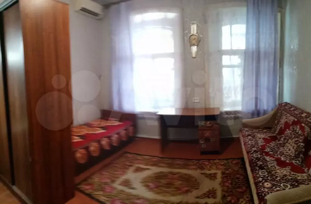Комната 17 м в 4-к., 2/2 эт. - Фото 0