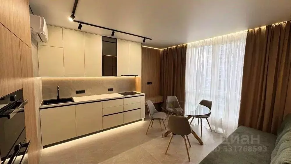 3-к кв. Краснодарский край, Сочи ул. Яна Фабрициуса, 7 (87.4 м) - Фото 1