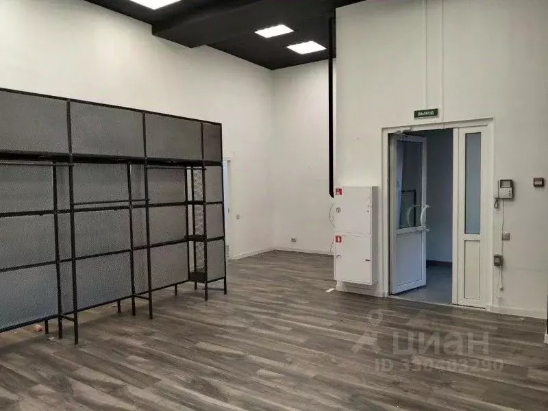 Торговая площадь в Санкт-Петербург ул. Швецова, 41к2 (100 м) - Фото 1