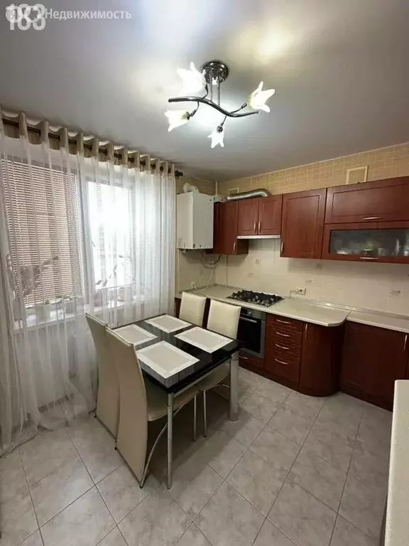 2-комнатная квартира: Севастополь, улица Хрусталёва, 173 (54.5 м) - Фото 1