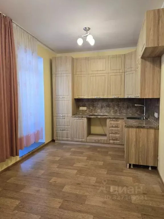 2-к кв. Красноярский край, Красноярск ул. Петра Ломако, 10 (71.7 м) - Фото 1