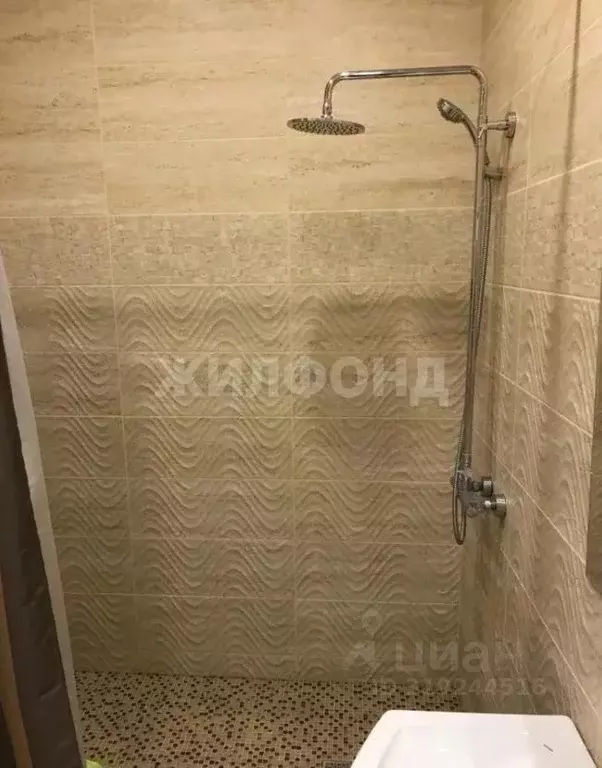 2-к кв. Новосибирская область, Новосибирск ул. Демьяна Бедного, 57 ... - Фото 1