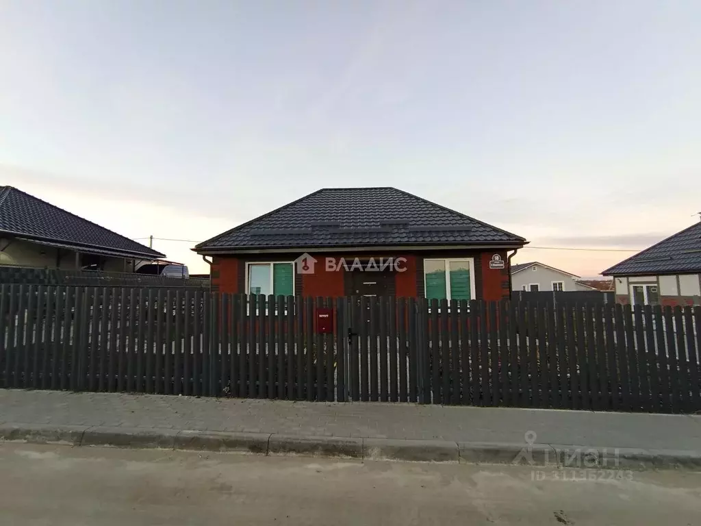 Дом в Калининградская область, Гурьевский муниципальный округ, пос. ... - Фото 2