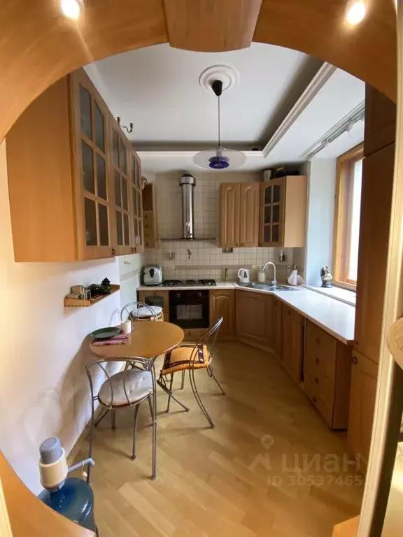 2-к кв. Свердловская область, Екатеринбург ул. Бажова, 133 (53.5 м) - Фото 0
