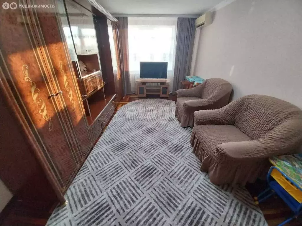 2-комнатная квартира: Прохладный, улица Петренко, 60 (50.6 м) - Фото 1