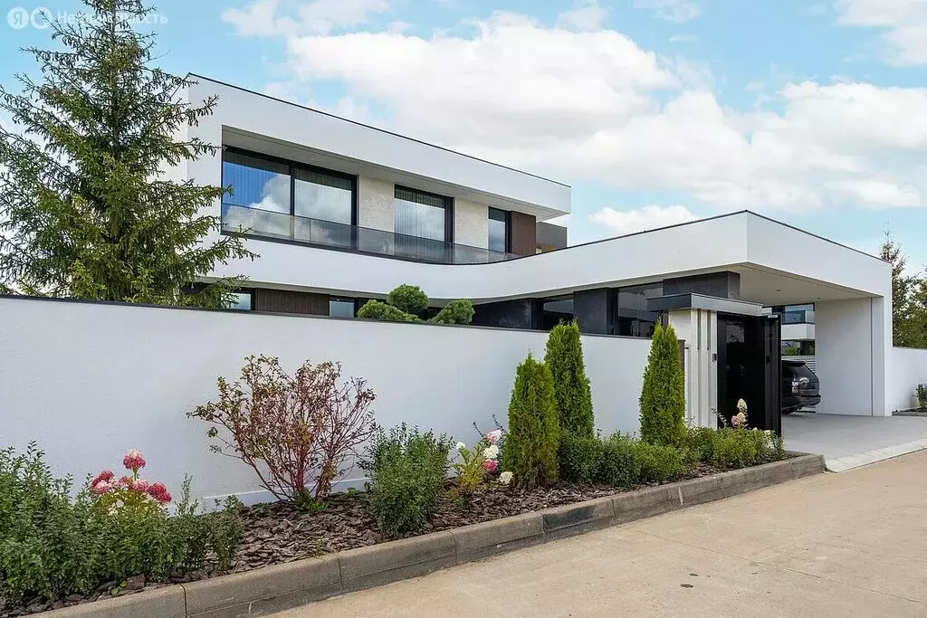 Дом в Московская область, городской округ Красногорск, деревня ... - Фото 1