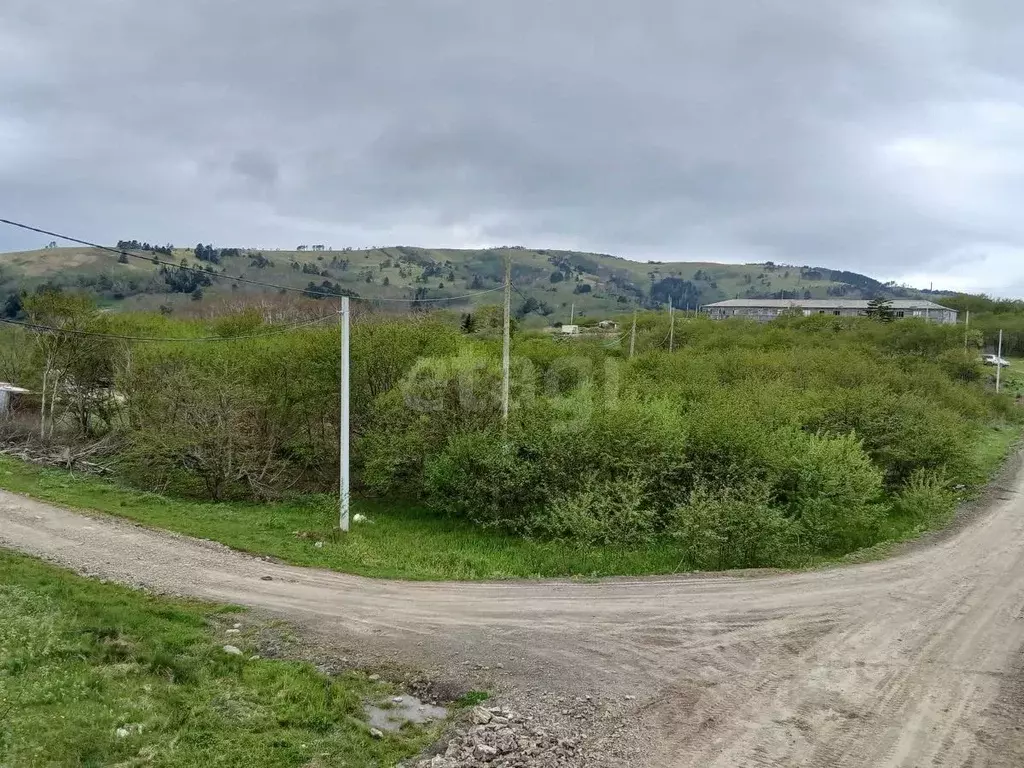 Участок в Сахалинская область, Южно-Курильский городской округ, с. ... - Фото 0
