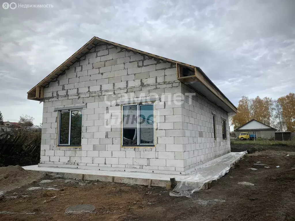 Дом в Шереметьевка, Первомайская улица, 26 (50 м) - Фото 0