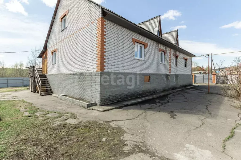 Дом в Алтайский край, Барнаул проезд Ангарский, 67 (229 м) - Фото 1