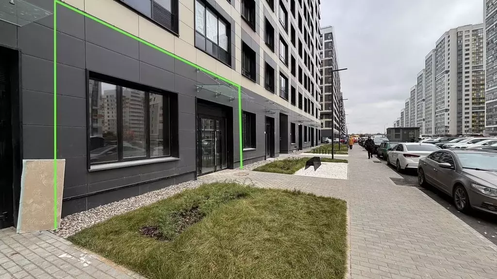 Торговая площадь в Санкт-Петербург ул. Среднерогатская, 11к2 (79 м) - Фото 1