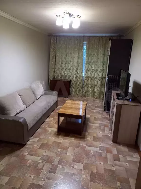 2-к. квартира, 46 м, 1/5 эт. - Фото 0