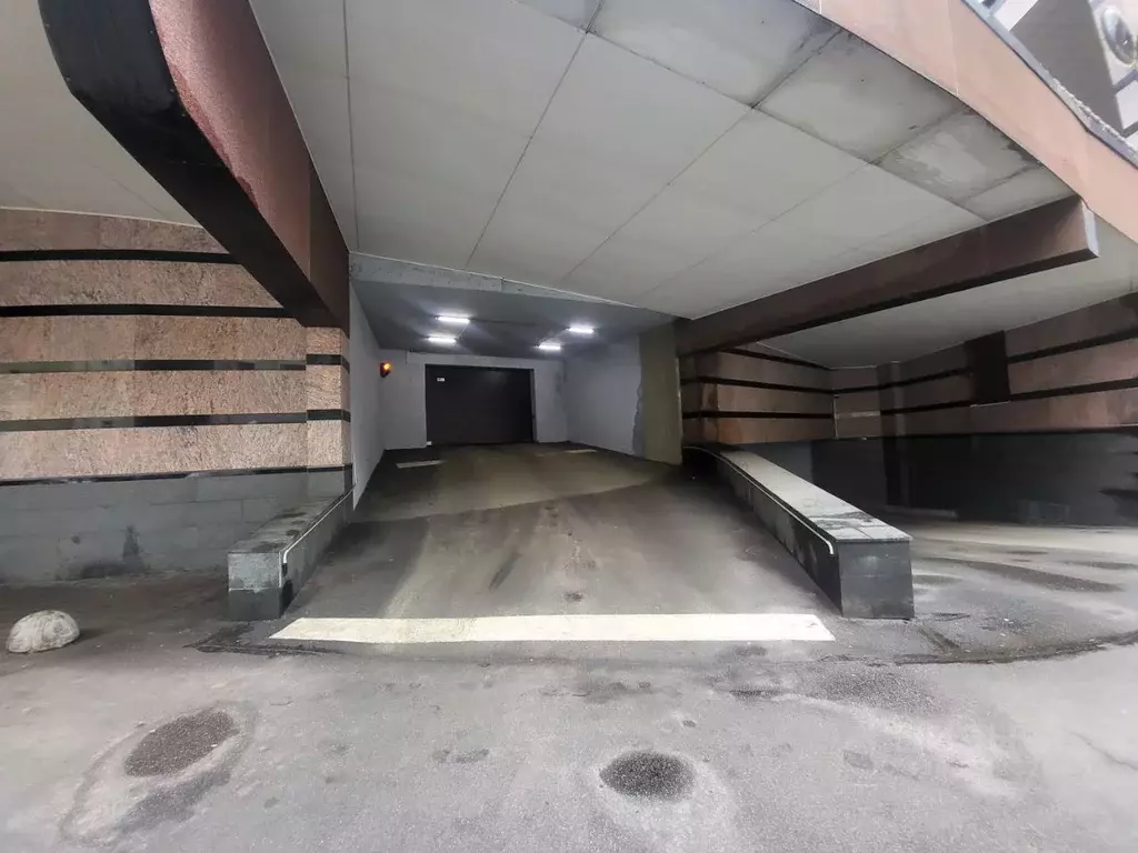 Гараж в Санкт-Петербург ул. Большая Зеленина, 8к2 (24 м) - Фото 2