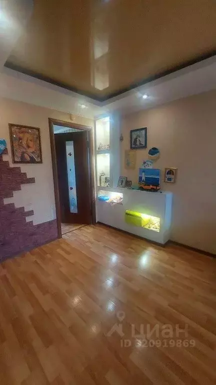 3-к кв. Свердловская область, Екатеринбург ул. Избирателей, 9 (58.7 м) - Фото 1